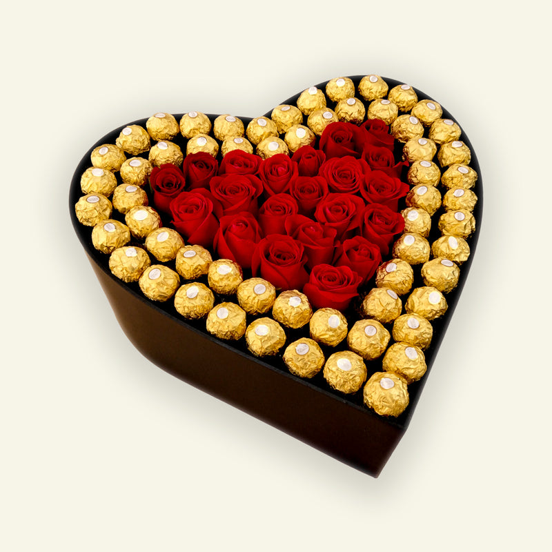 Arreglo de Rosas + Ferrero en Corazón